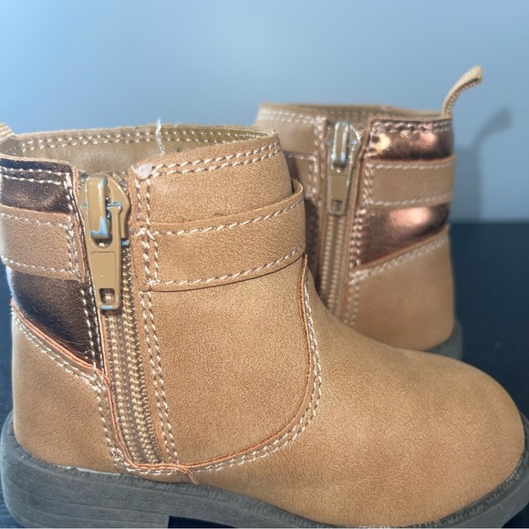 Carters Baby Girl Booties Size 5M - Picture 10 of 12